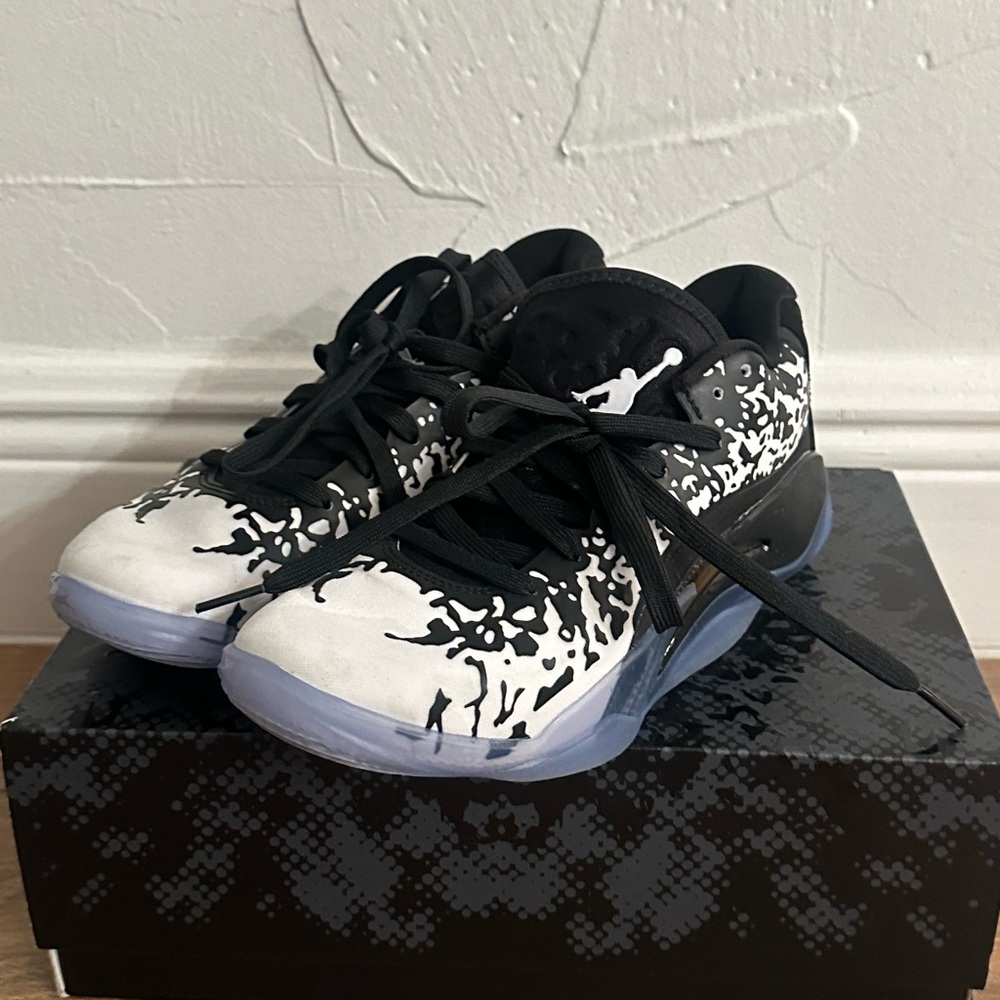Jordan Zion 3 Basketball Shoes Barely Used